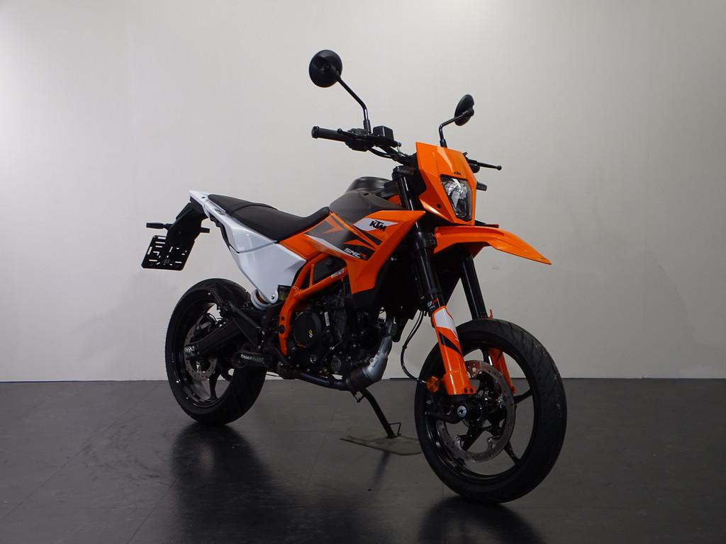 KTM 125 SMC-R, Motoren, Bedrijf, 11 kW of minder, SuperMoto