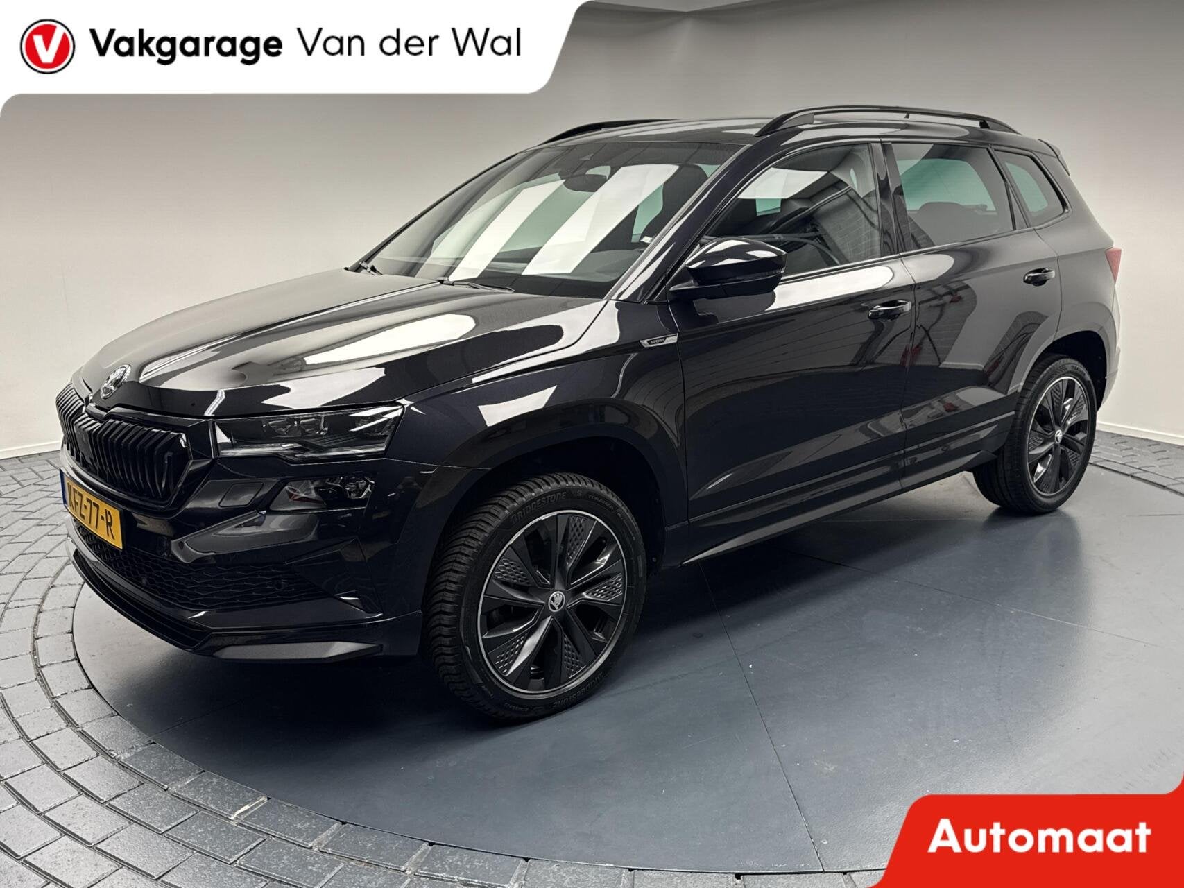 Skoda Karoq 1.5 TSi DSG Sportline Navigatie-Trekhaak-Adapt.C, Auto's, Stof, 4 cilinders, Karoq, Bedrijf