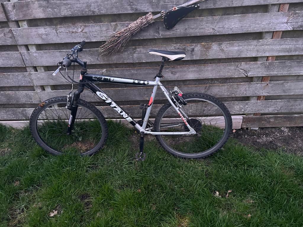 Mountainbike, Fietsen en Brommers, Fietsen | Mountainbikes en ATB, Ophalen, Zo goed als nieuw, Overige merken