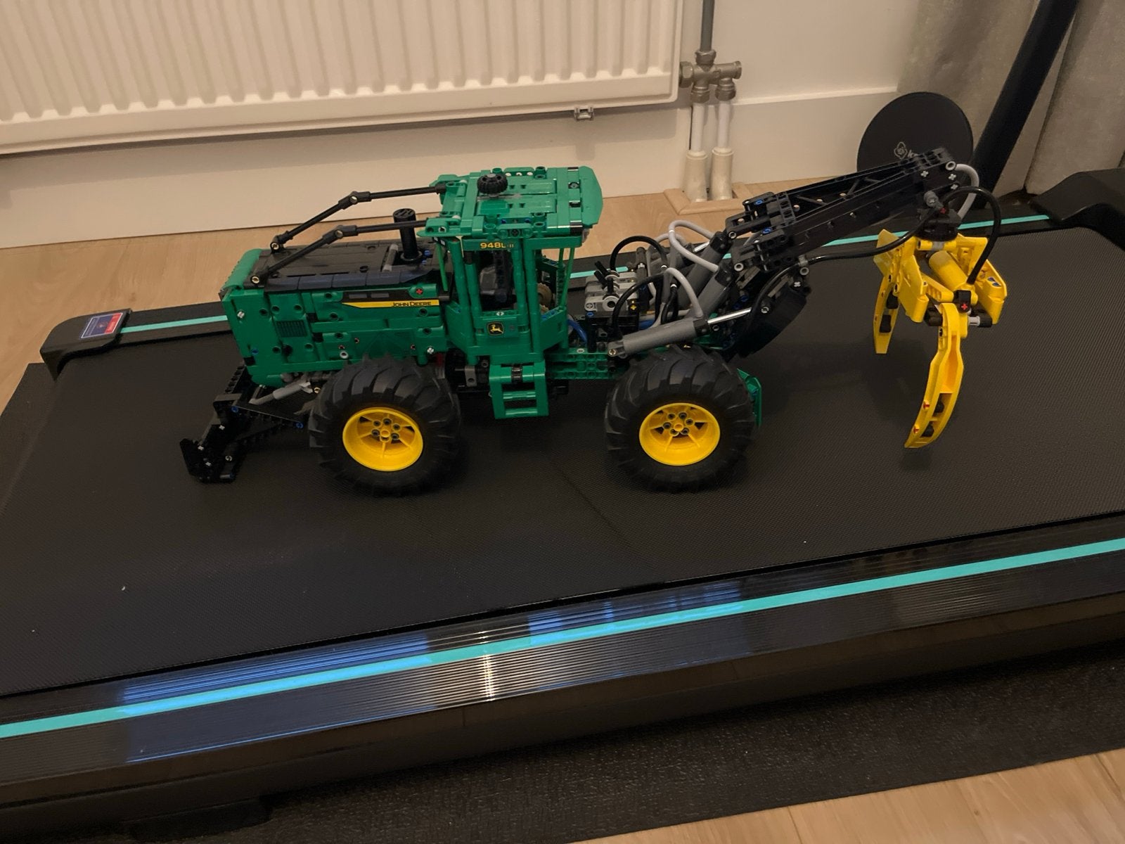 Lego Technic John Deere 948L-II Harvester, Ophalen of Verzenden, Zo goed als nieuw