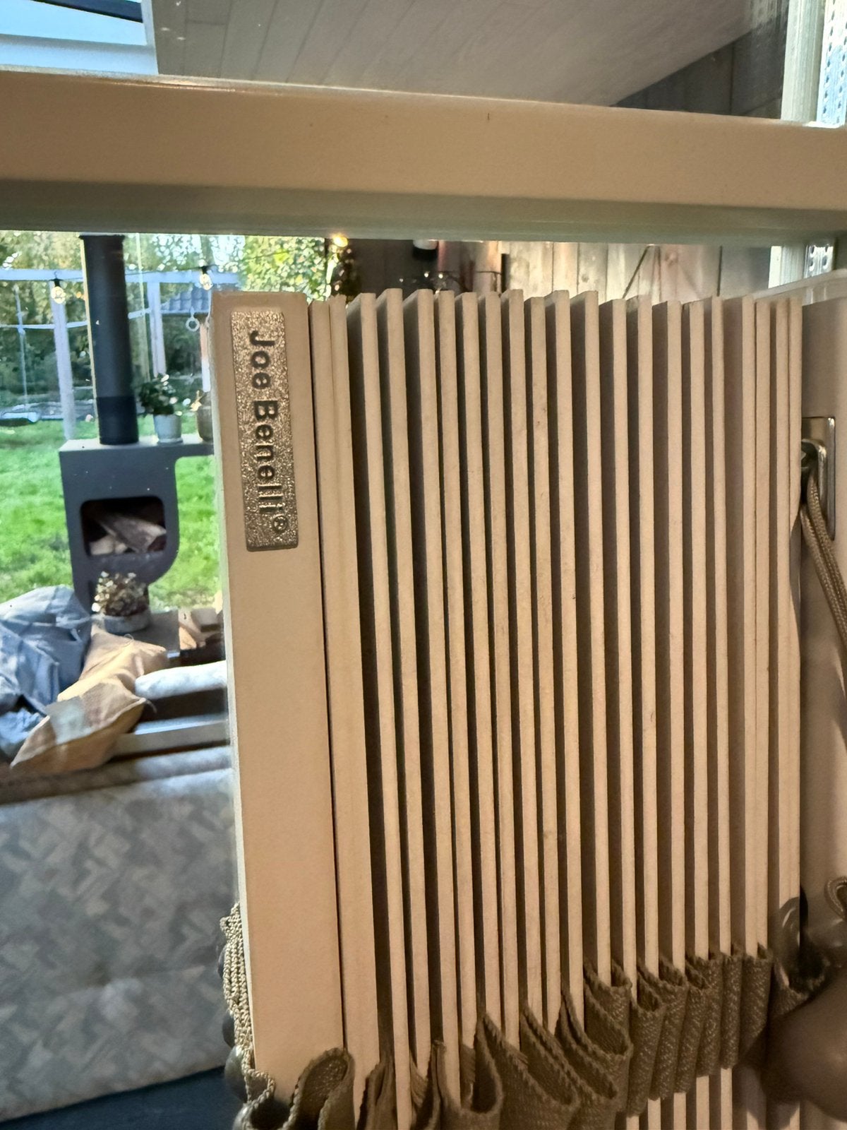 2x witte met taupe joe benelli jaloezieën 2.38 en 205, Ophalen, Gebruikt, Jaloezie