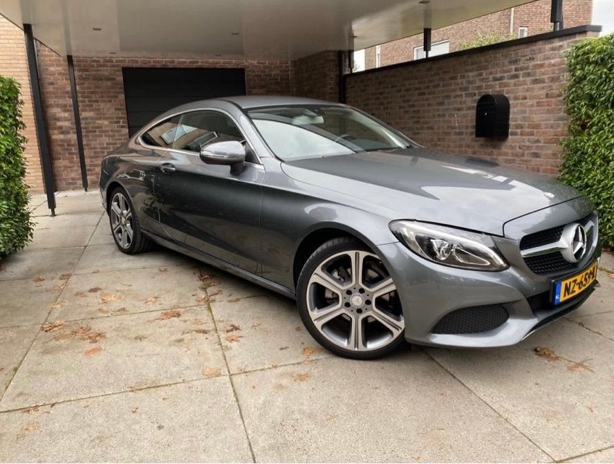 Mercedes-Benz C-Klasse 2.0 C200 Coupe 2016 Grijs 135.000KM, Auto's, Mercedes-Benz, Particulier, C-Klasse, Benzine, B, Coupé, Handgeschakeld