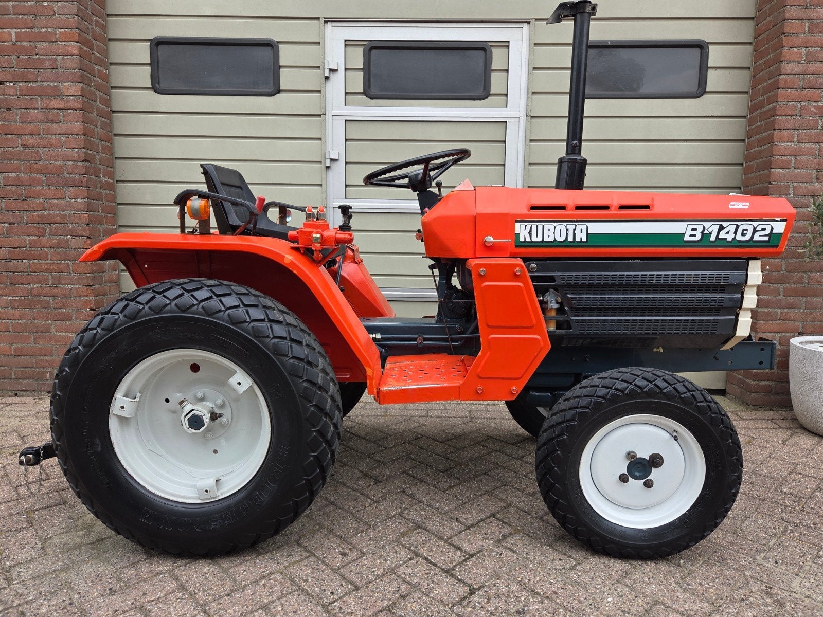 Kubota B1402 Marge Gazonbanden 3 cilinder 4x4, Zakelijke goederen, Gebruikt, Tot 2500, Tot 80 Pk, Ophalen