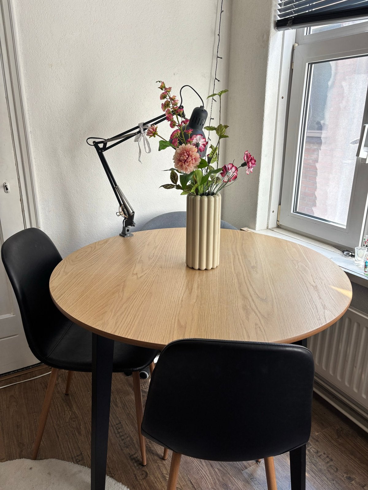 Jysk ronde tafel 105 cm, Ophalen, Gebruikt, 100 tot 150 cm, Rond