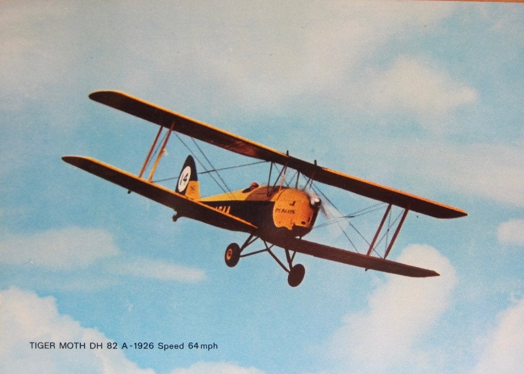 vliegtuig - Tiger Moth DH 82 uit 1926 - nieuwe ansichtkaart, Verzenden, 1980 tot heden, Ongelopen, Overige thema's
