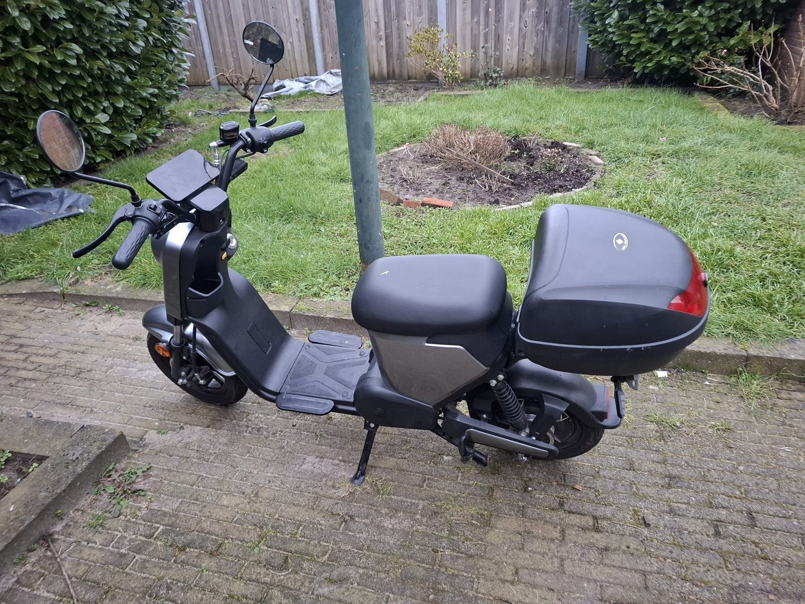 Elektrische scooter iva e go zonder accu wn kenteken, Ophalen, Zo goed als nieuw, Elektrisch, Overige merken