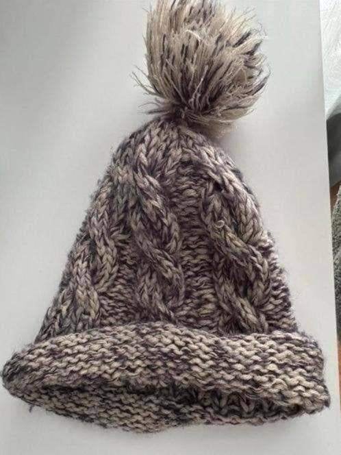 Muts dames, Ophalen of Verzenden, Zo goed als nieuw, Muts