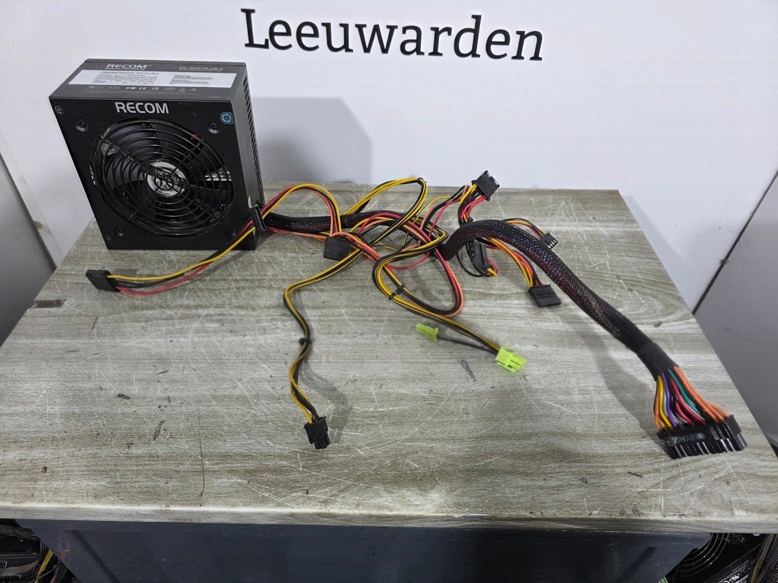 Recom 450w max voeding psu power supply pe-450plus 2, Computers en Software, Ophalen of Verzenden, Gebruikt