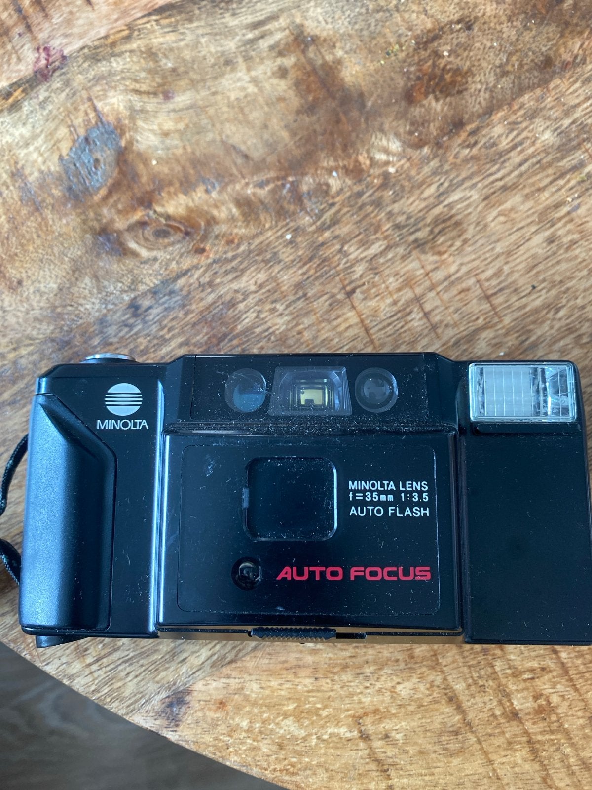 Minolta Compact Camera met Auto Focus en Flash, Ophalen of Verzenden, Gebruikt, Compact, Minolta
