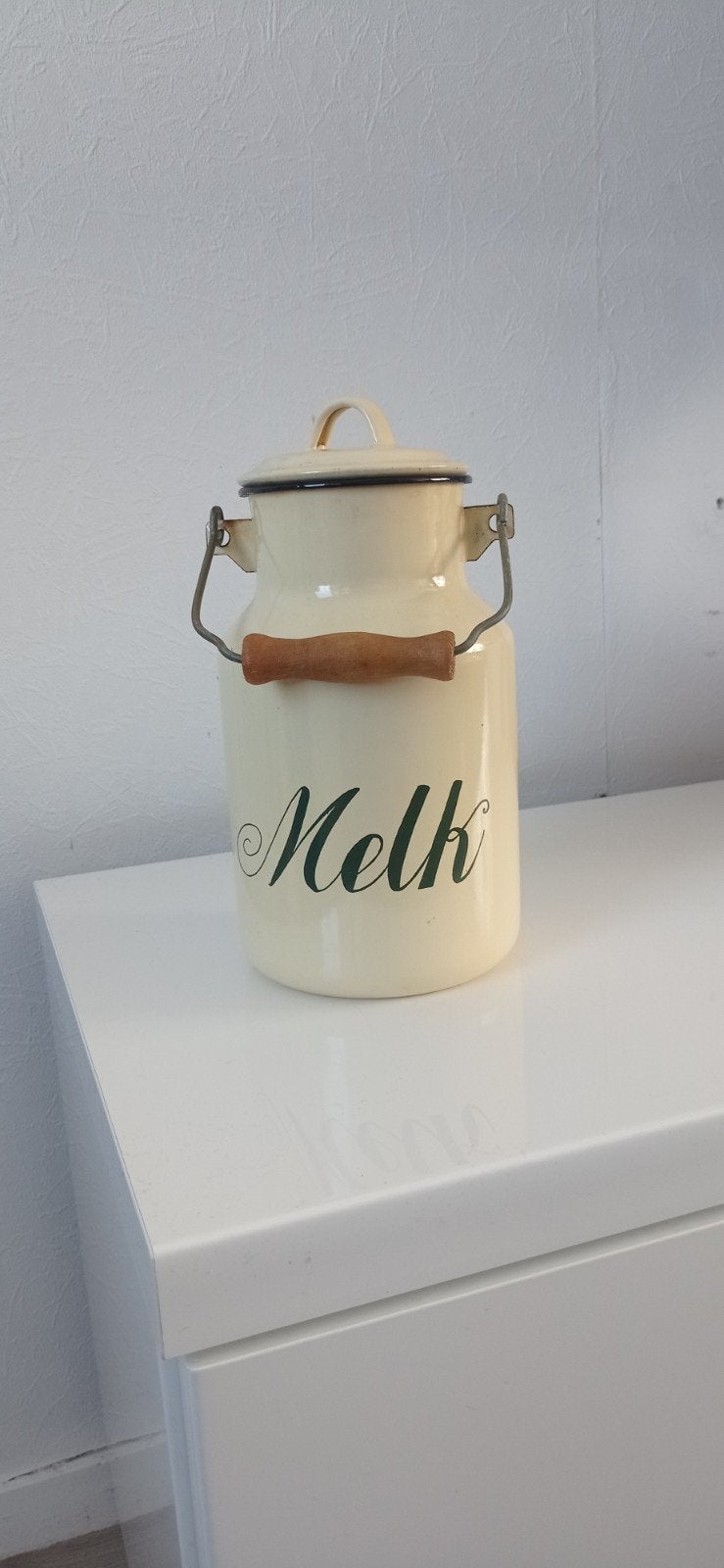 Vintage emaile melkbosje 2 liter, Ophalen of Verzenden