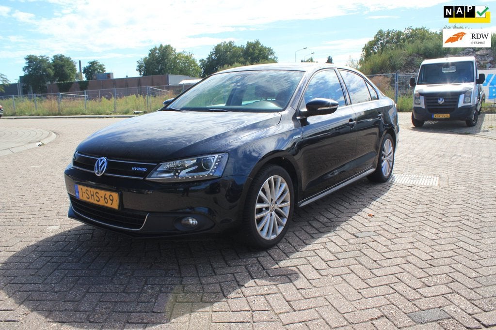 Volkswagen Jetta 1.4 TSI Hybrid Highline/ DSG/NAVI/PARKEERSE, Auto's, Volkswagen, Gebruikt, Euro 6, 4 cilinders, 150 pk