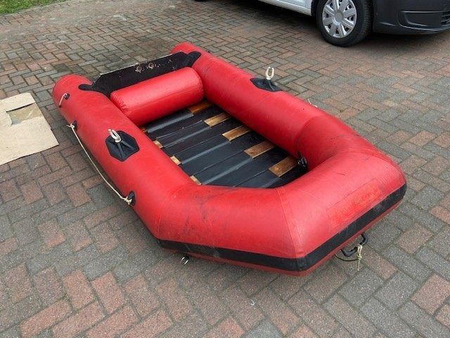 Bijbootje met buitenboortmotor, Ophalen, Gebruikt