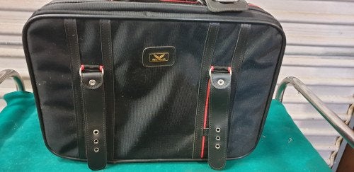 koffer zwart, Ophalen of Verzenden, 'T Olde Gre-j, Info@toldegrej.nl, Endepoelstraat 20f Didam