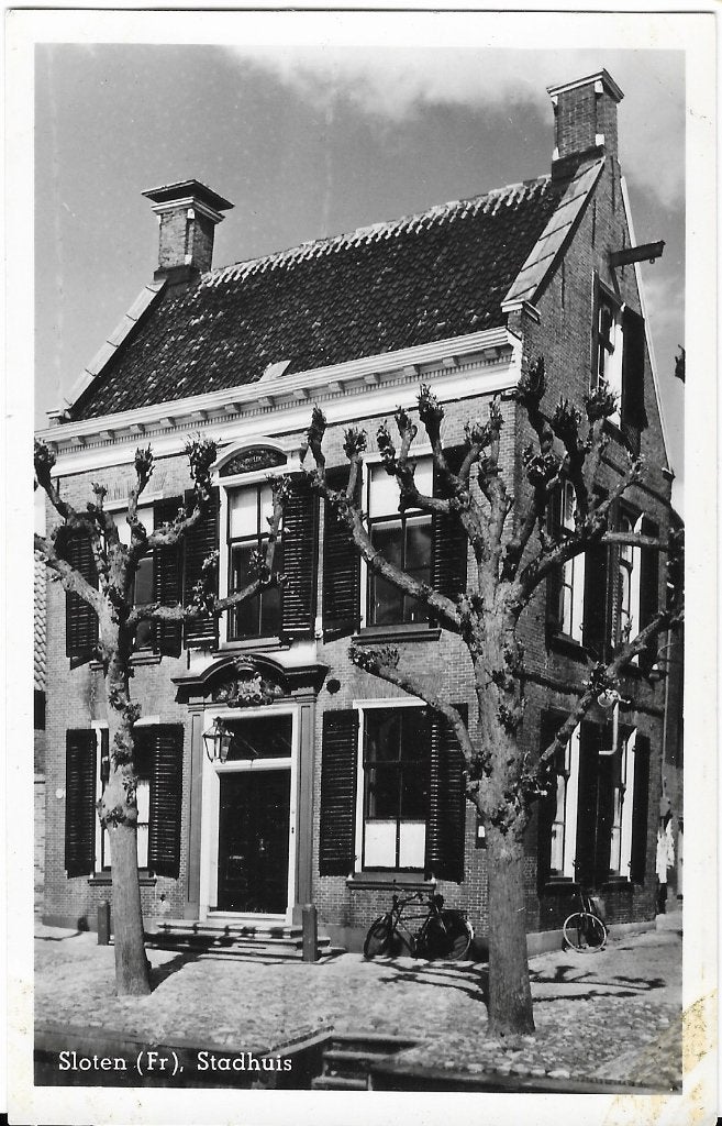 Sloten, Stadhuis, bomen, fiets, Verzenden, 1940 tot 1960, Ongelopen, Friesland