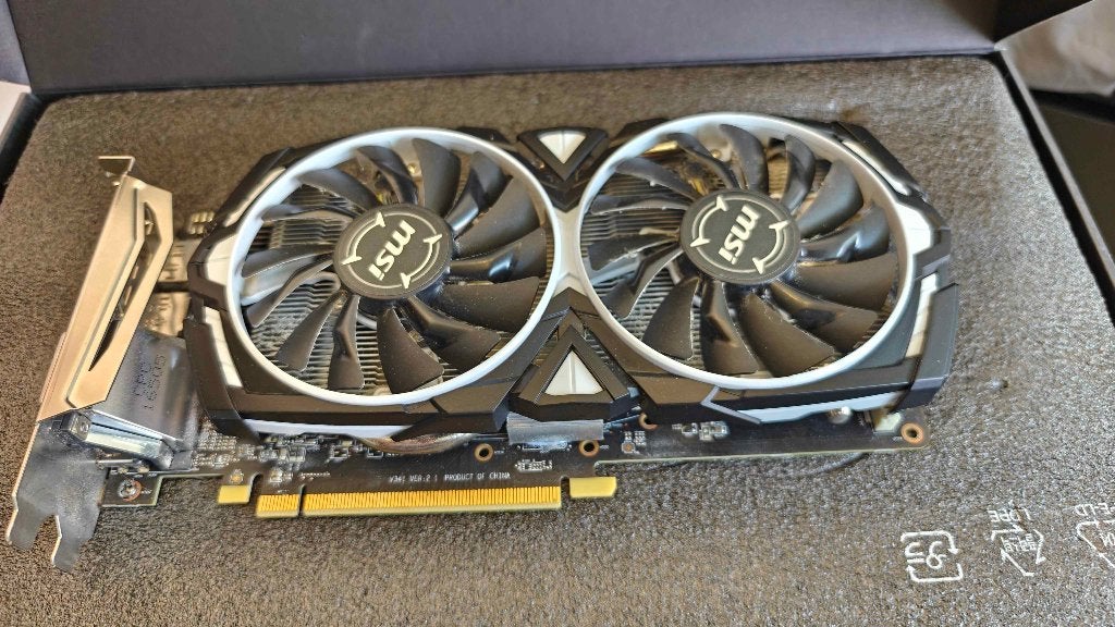 Radeon RX 570 Armor 4G, Gebruikt, Overige soorten, Ophalen of Verzenden, Overige chipsets