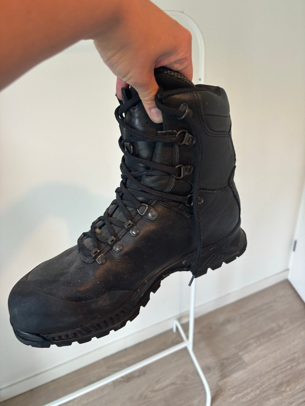 Zwarte Meindl Gore-Tex Boots - Maat 46, Ophalen of Verzenden, Gedragen, Zwart, Boots