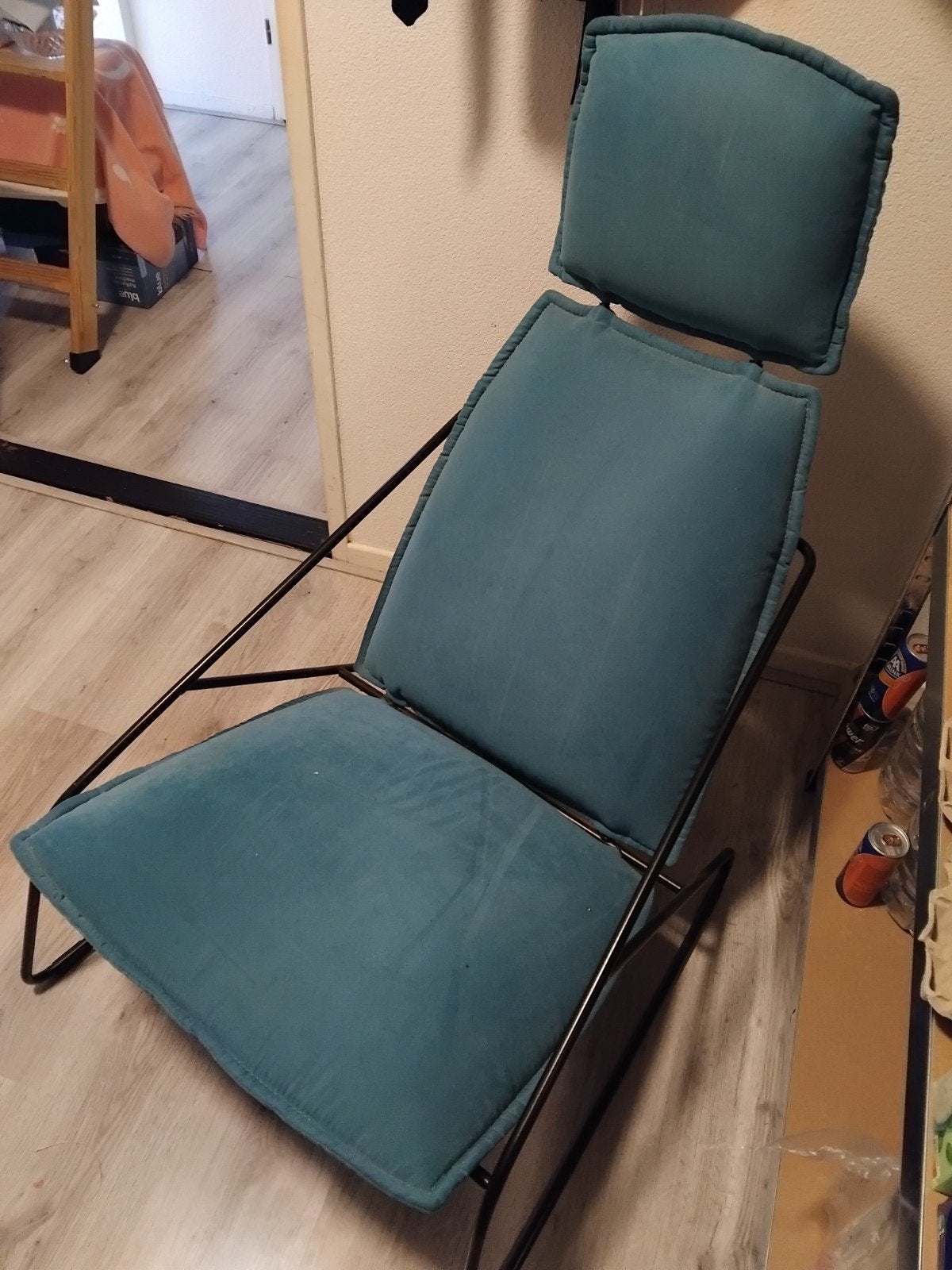 Comfortabele loungefauteuil met metalen frame, Ophalen, Modern, industrieel, 75 tot 100 cm, Zo goed als nieuw
