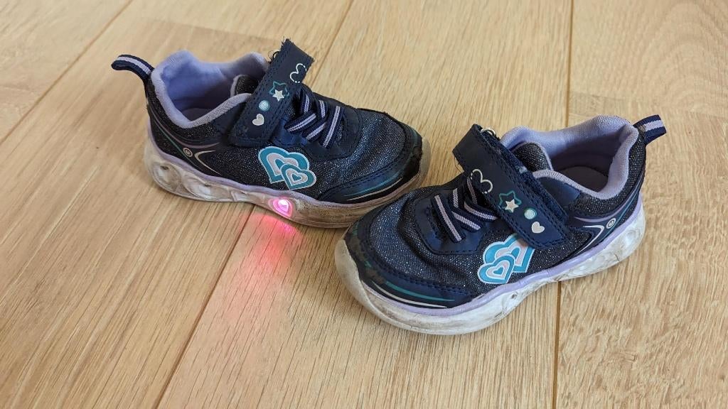 Maat 25 sneakers WalX kids met lichtjes (op 1 schoen), Gebruikt, Meisje, WalX, Schoenen