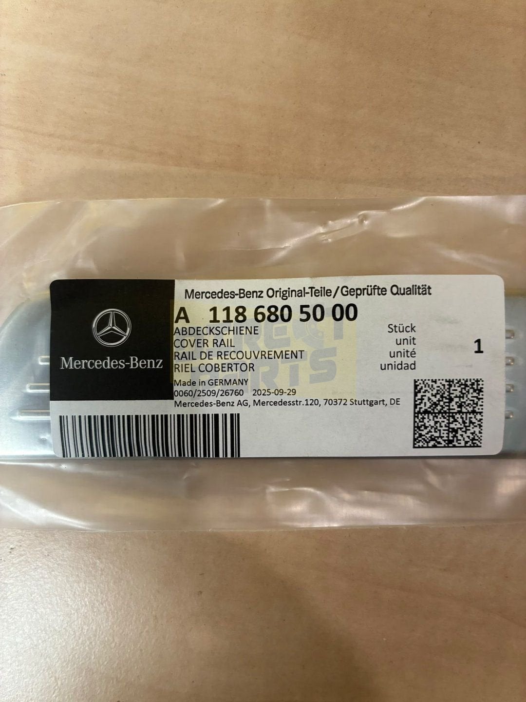Mercedes CLA W118 C118 (3/19-12-22) instaplijst rechts voor, -, Nieuw, Ophalen of Verzenden, -