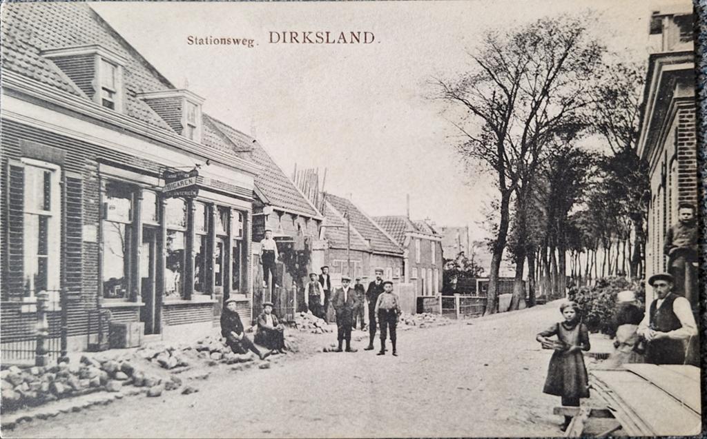 Dirksland, Stationsweg, Verzamelen, Ophalen of Verzenden, 1940 tot 1960