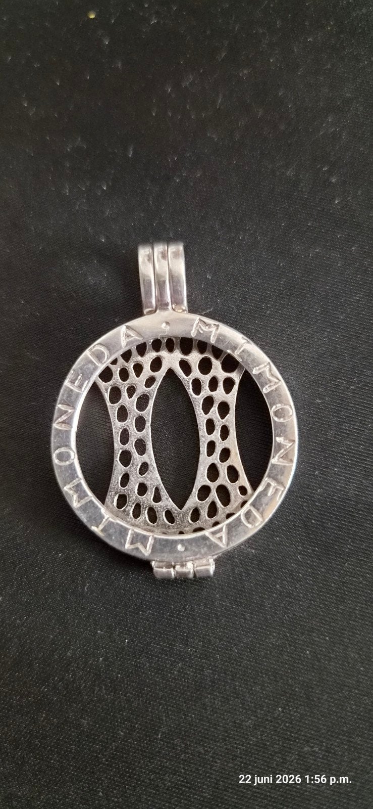 Zilveren Medaillon Hanger - Mi Moneda, Sieraden, Tassen en Uiterlijk, Kettinghangers, Ophalen of Verzenden