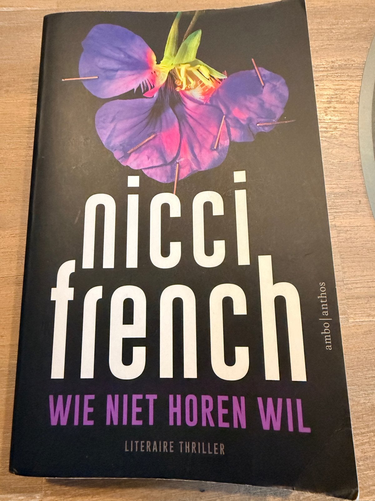 Nicci French - Wie niet horen wil (Literaire thriller), Ophalen of Verzenden, Zo goed als nieuw, Europa overig