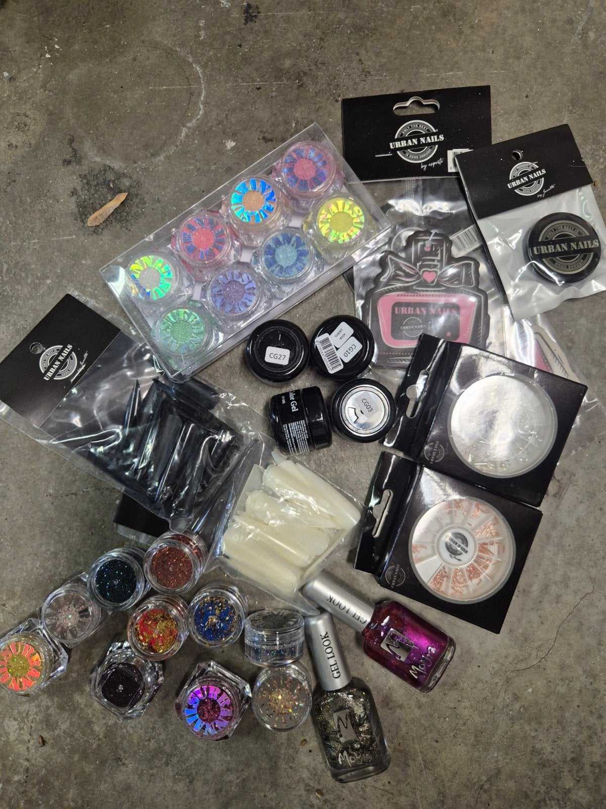 Nieuw nailart pakket urban nails en moyra nagelproducten 1, Overige kleuren, Nieuw, Ophalen of Verzenden, Handen en Nagels