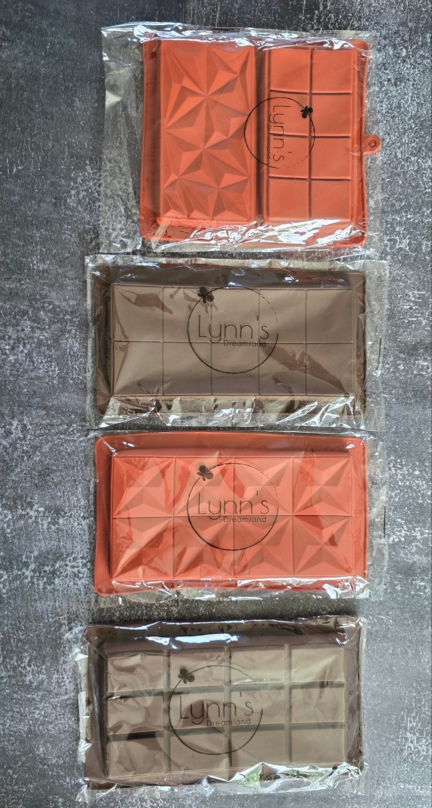 Set van 4 siliconen bakvormen - Mal voor gevulde chocoladere, Ophalen of Verzenden, Taarten, Bakvorm