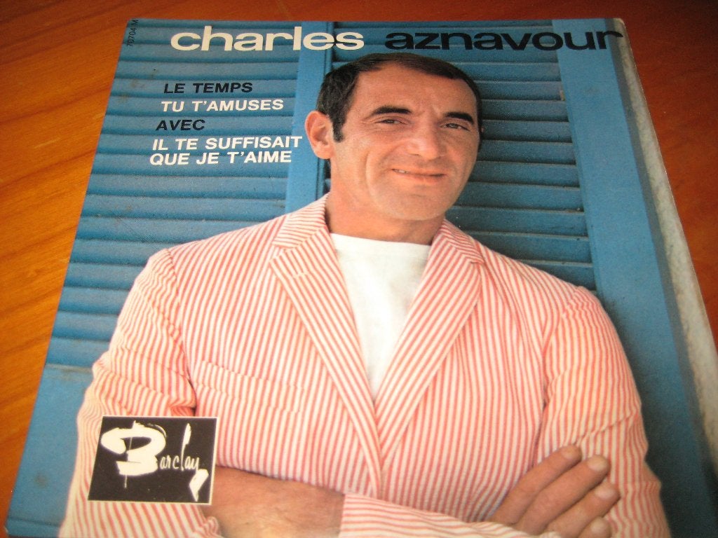 Charles Aznavour: La Temps + Tu t` amuses, Ophalen of Verzenden, Zo goed als nieuw, Pop