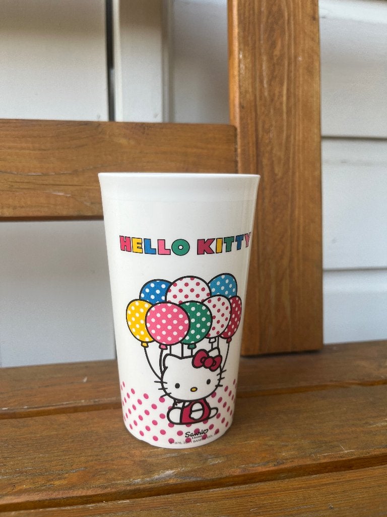Tupperware drinkbeker 330 ml - Hello Kitty Sanrio beker, Ophalen of Verzenden, Beker of Kan