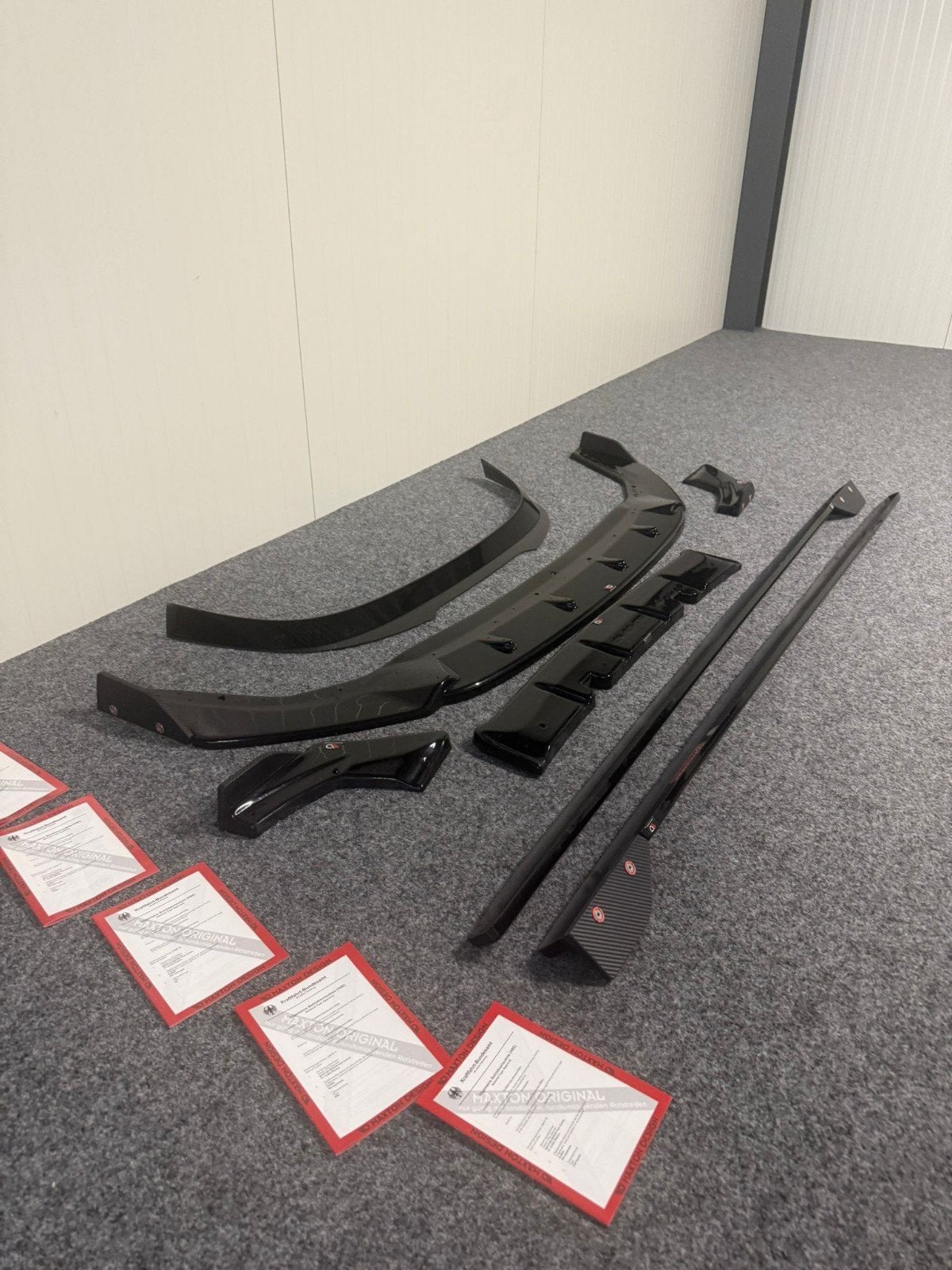Complete Maxton Design Spoiler Set Golf 8 GTI Clubsport, Ophalen, Gebruikt, Voor, Bumper