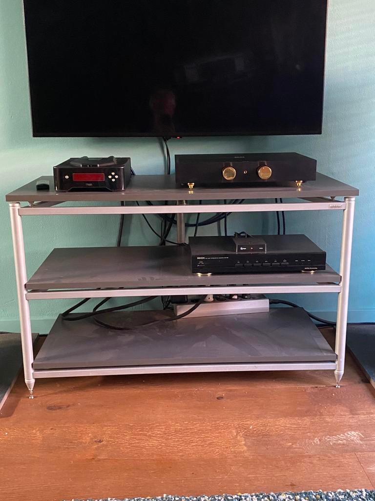 SOLIDSTEEL Audiorack in perfecte staat, Huis en Inrichting, Kasten | Televisiemeubels, Ophalen, Zo goed als nieuw