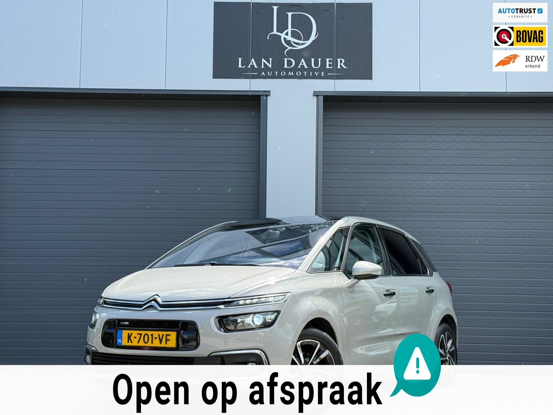 Citroen C4 Picasso 1.2 NARDO GREY / VOL / AUTOMAAT / TREKHAK, Gebruikt, 1199 cc, C4 (Grand) Picasso, Leder