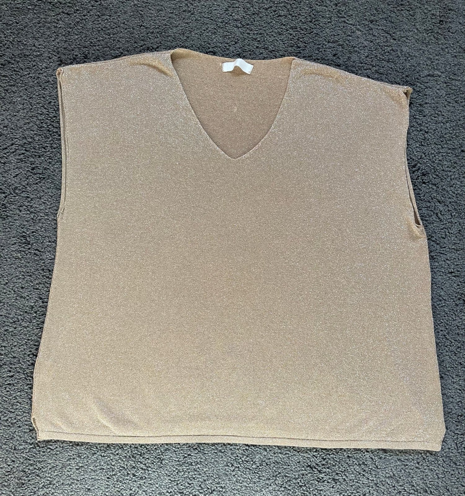 Goudkleurige top one size, Kleding | Dames, Tops, Maat 38/40 (M), Ophalen of Verzenden, Zo goed als nieuw, Zonder mouw