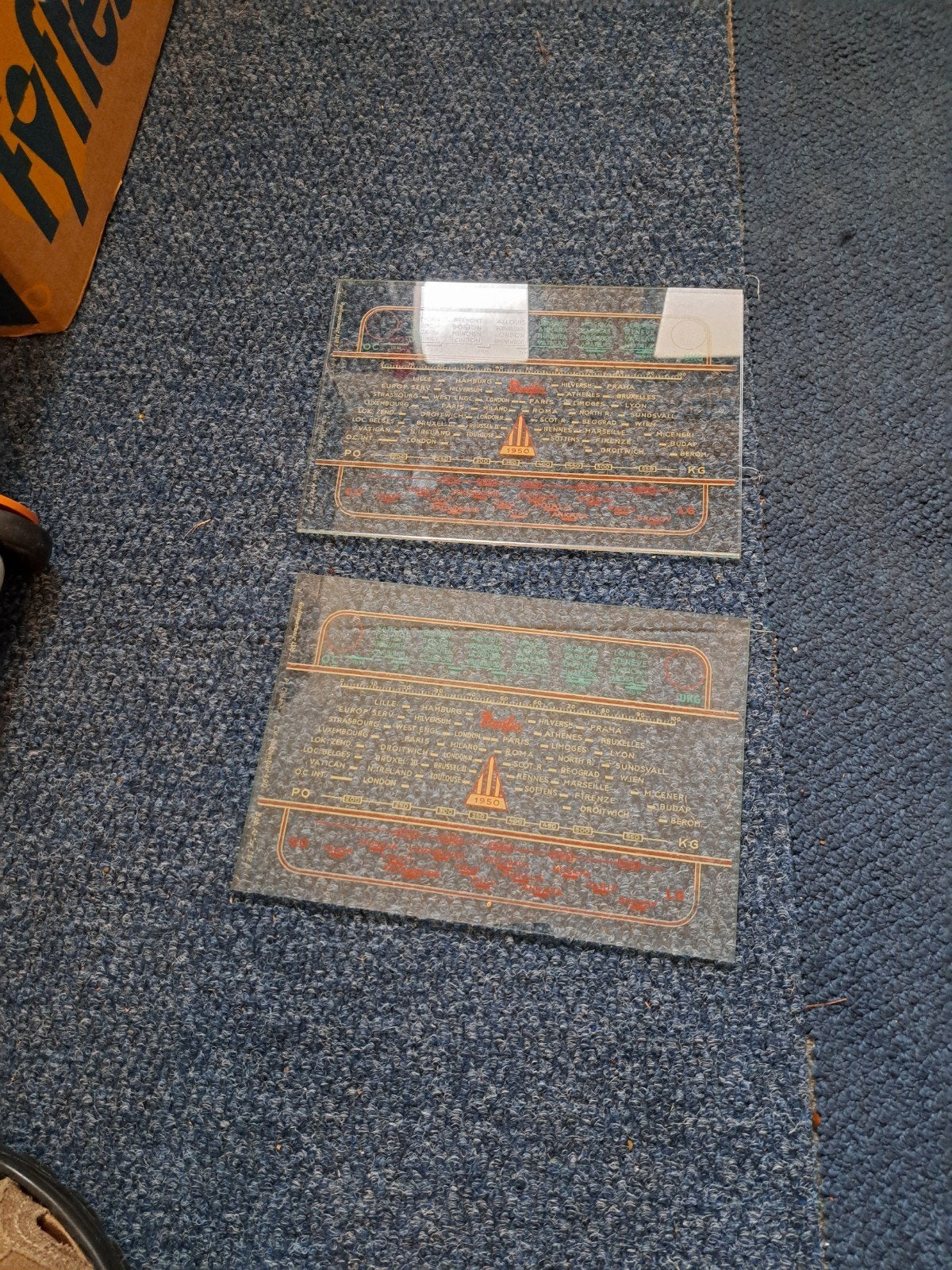 2 Zenderschaal Glasplaten - Vintage Radio Onderdelen, Antiek en Kunst, Ophalen of Verzenden