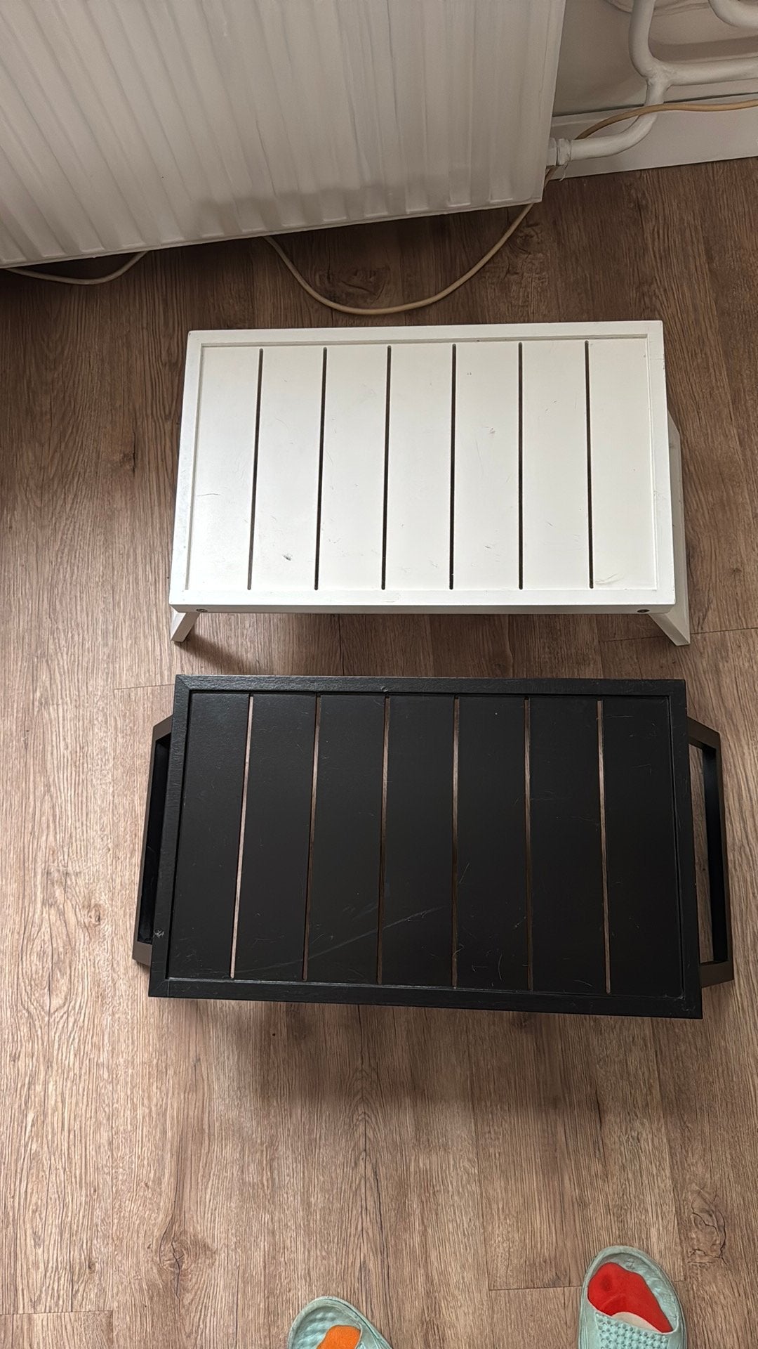 Bedtafel tafel alleen de witte nog beschikbaar, Huis en Inrichting, Ophalen, Minder dan 55 cm, Gebruikt, Rechthoekig