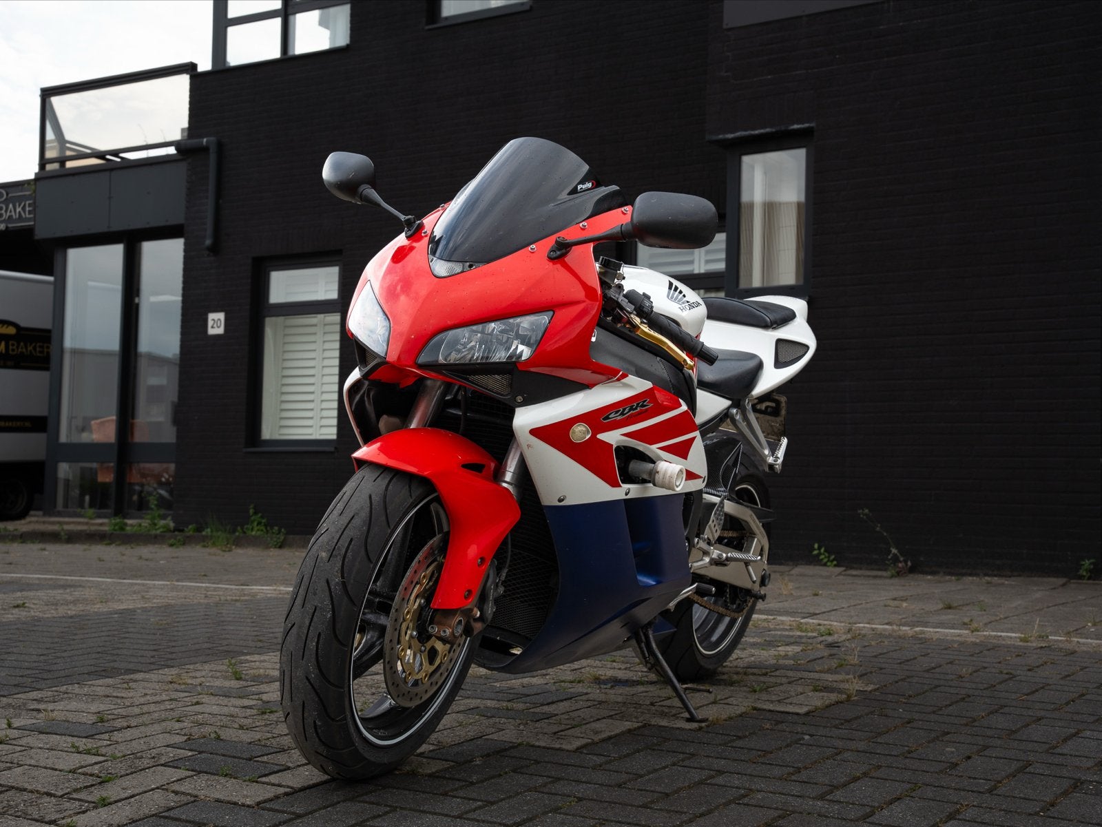 Honda CBR 1000 RR Fireblade - Sportieve krachtpatser, Motoren, Motoren | Honda, Particulier, Super Sport, meer dan 35 kW, 4 cilinders