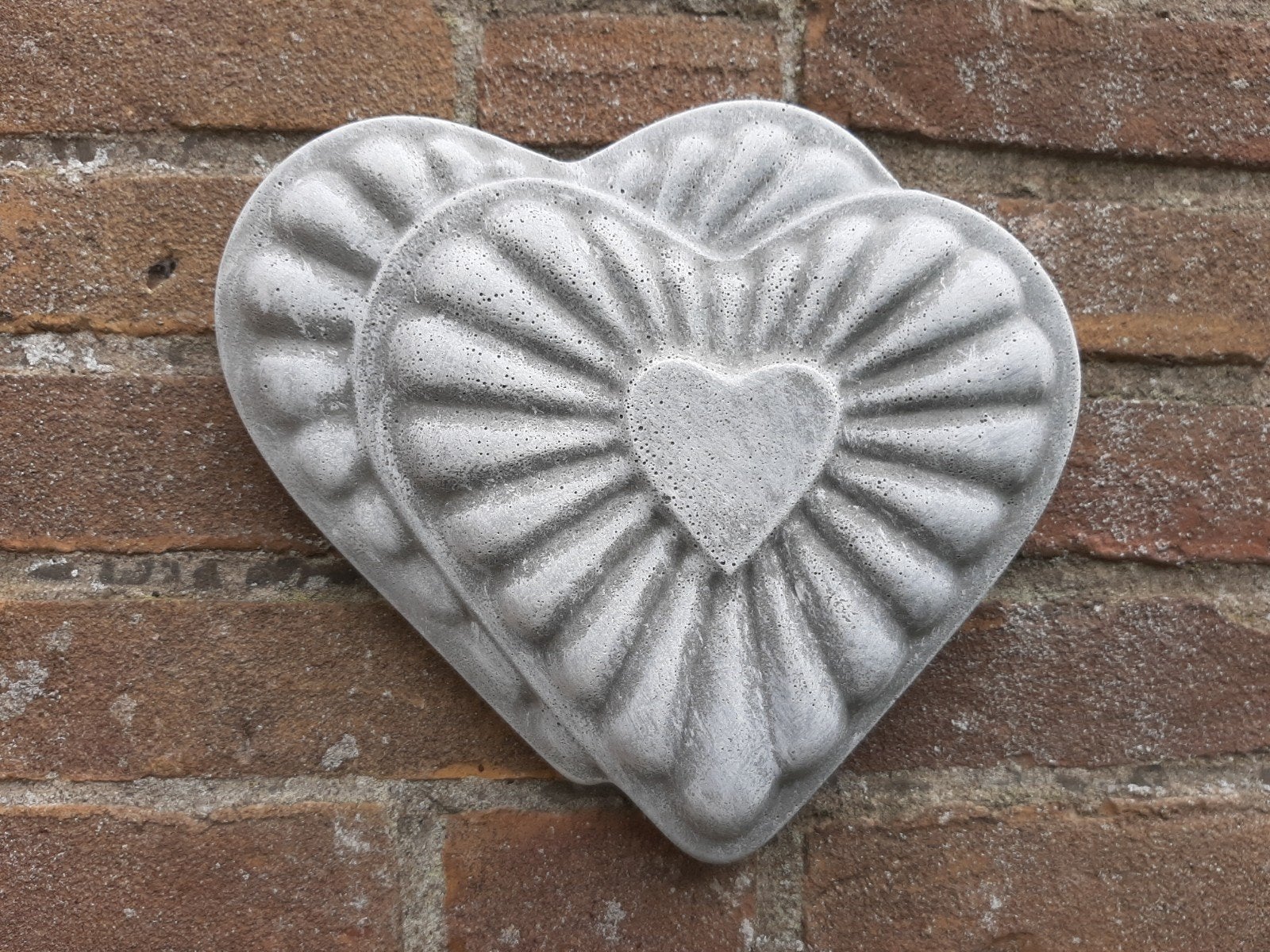 Hart wanddecoratie betonnen beeld tuinbeeld beton, Tuin en Terras, Tuinwanddecoratie, Ophalen of Verzenden
