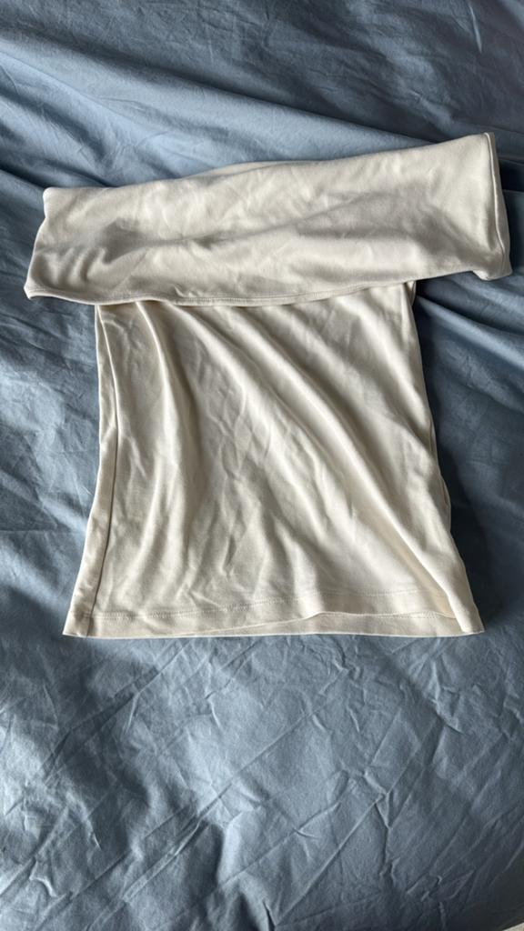 COS offshoulder top XS, Kleding | Dames, Tops, Ophalen, Wit, Zo goed als nieuw, Korte mouw