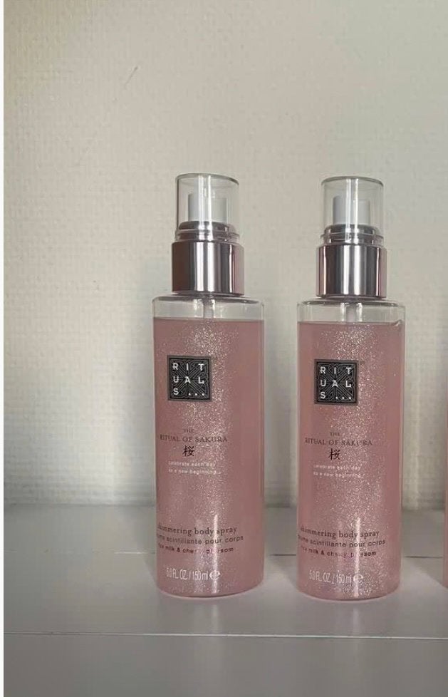 Nieuw rituals sakura Shimmering Body Spray 150 ml, Ophalen of Verzenden, Nieuw, Bodylotion, Crème of Olie