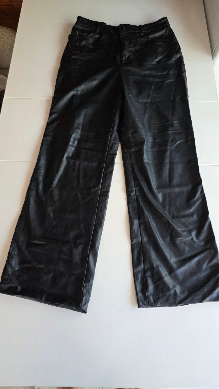 Nep zwarte leren broek Zara maat L, Kleding | Dames, Broeken en Pantalons, Maat 38/40 (M), Ophalen of Verzenden, Lang, Gedragen