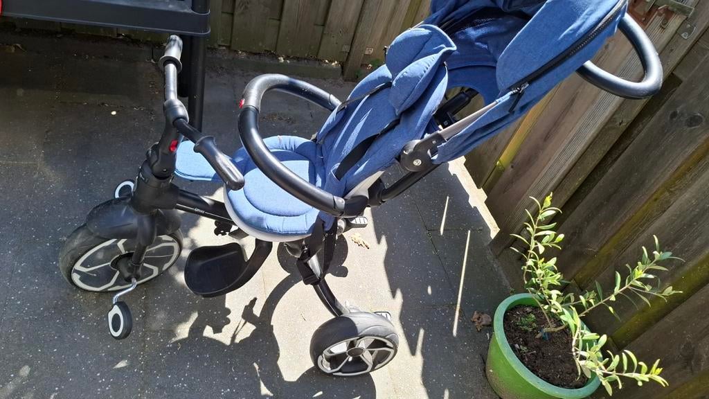 Veilige en nette wandelwagen voor baby's en peuters, Ophalen, Gebruikt, Kinderwagen, Overige merken