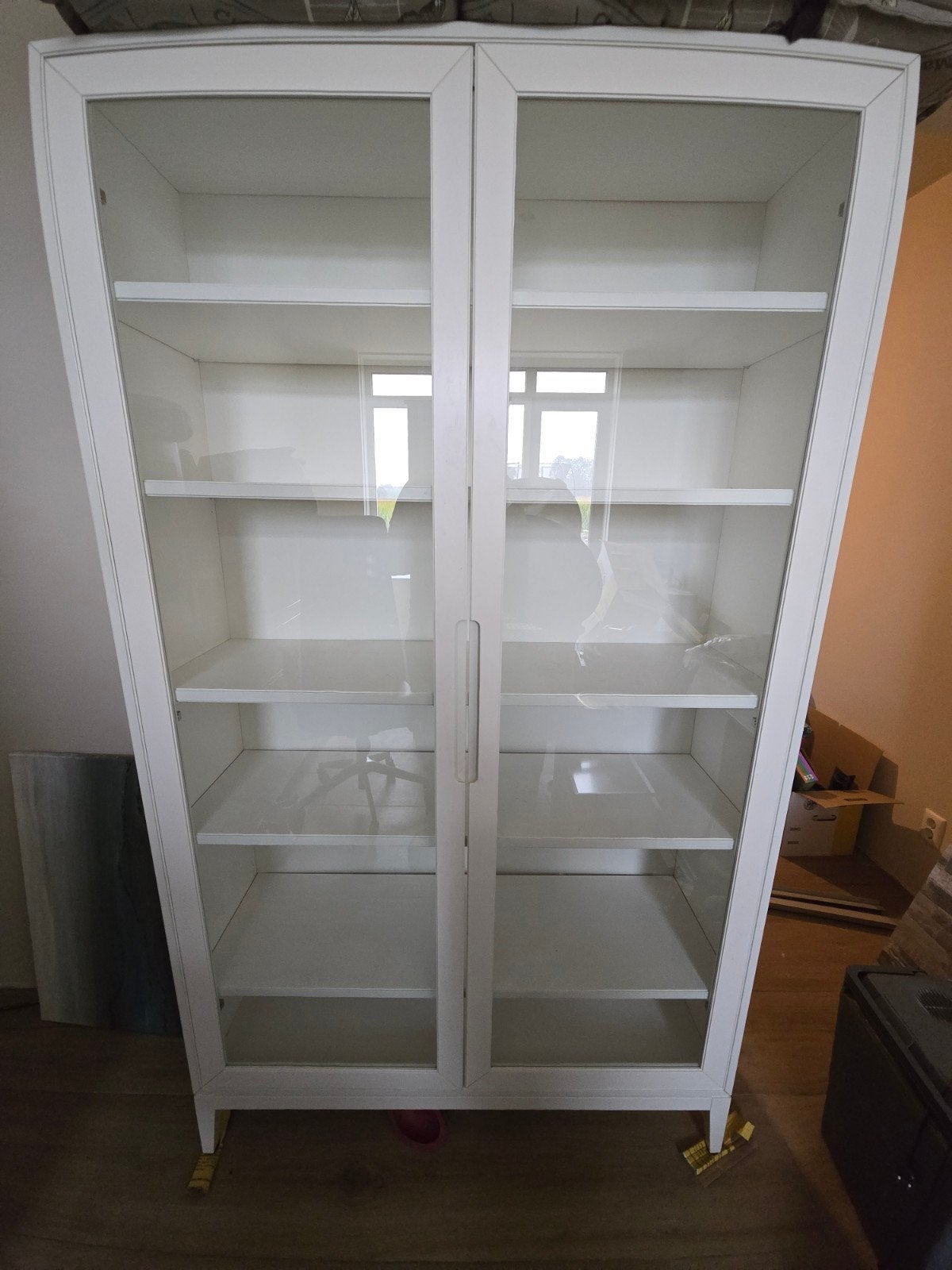 Ikea servieskast met glazen deuren, Ophalen, 50 tot 100 cm, 150 tot 200 cm, 25 tot 50 cm