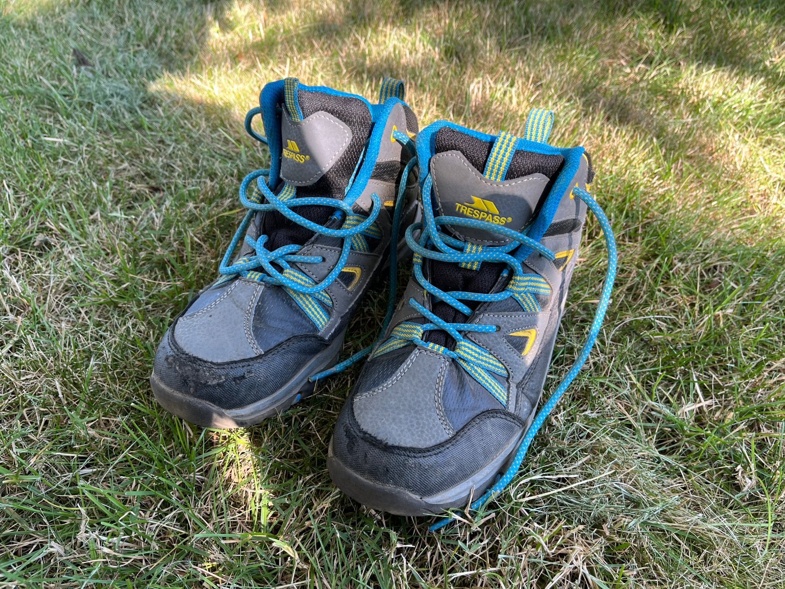Bergschoenen maat 34, Ophalen of Verzenden, Gebruikt, Schoenen