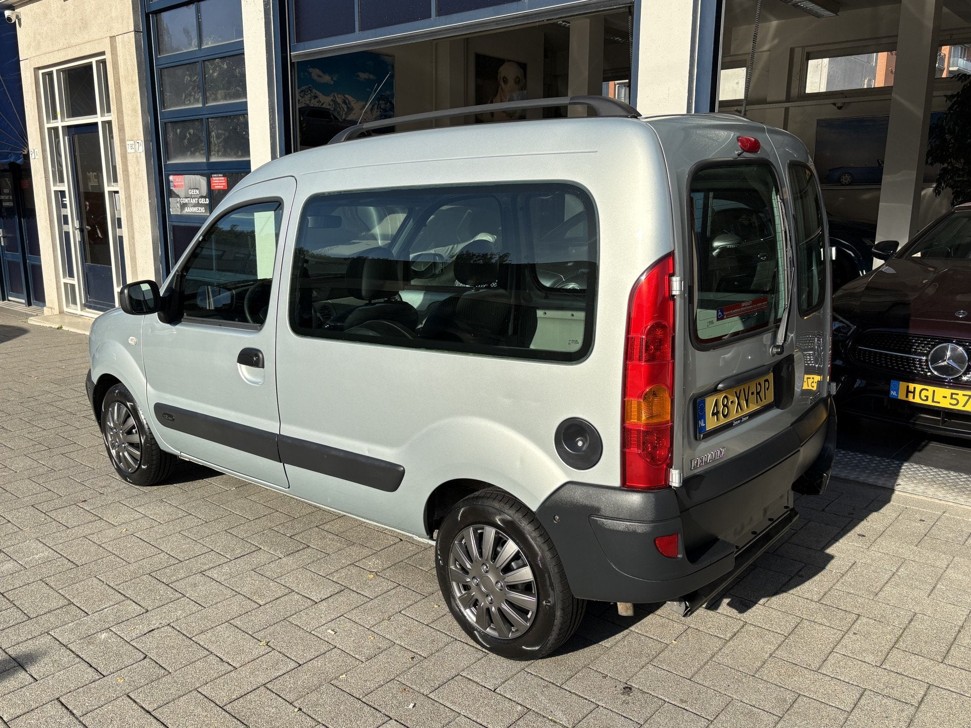 Renault Kangoo 1.2-16V Expression INVALIDE - ROLSTOEL, Voorwielaandrijving, 4 cilinders, Bedrijf, Handgeschakeld