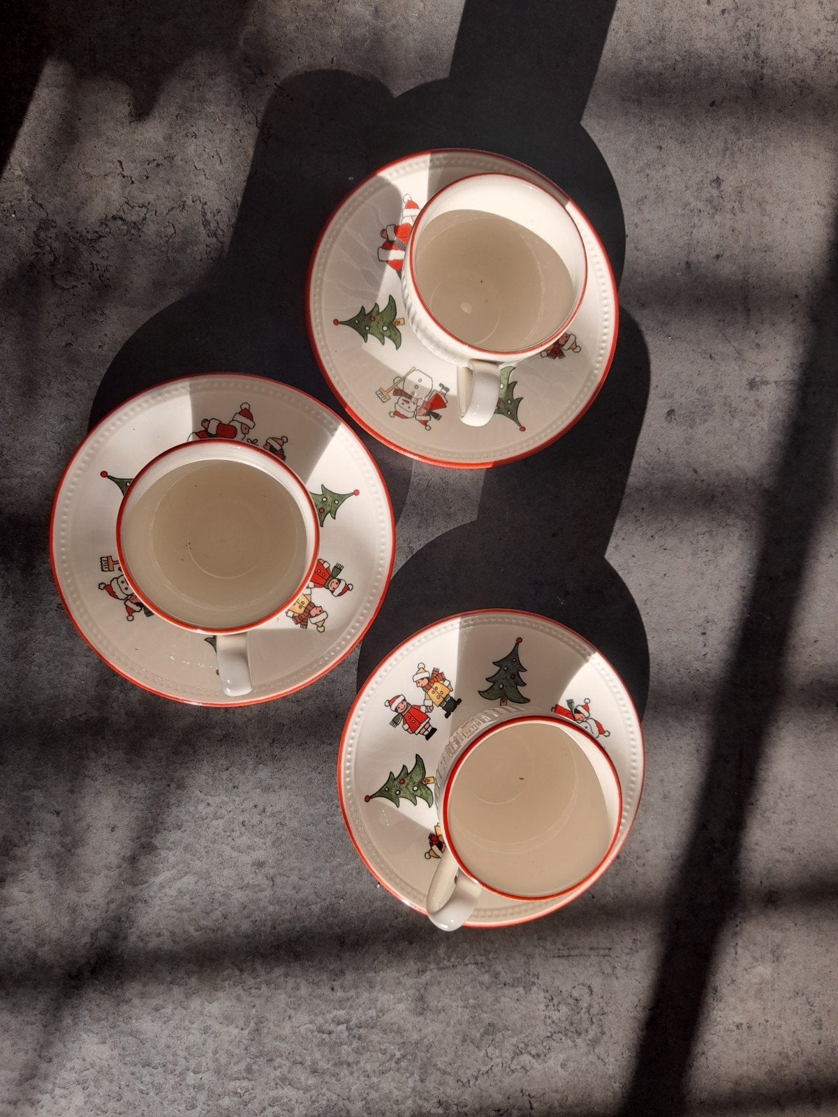 3 Wedgwood Windsor Kerstservies Kop en Schotels, Ophalen