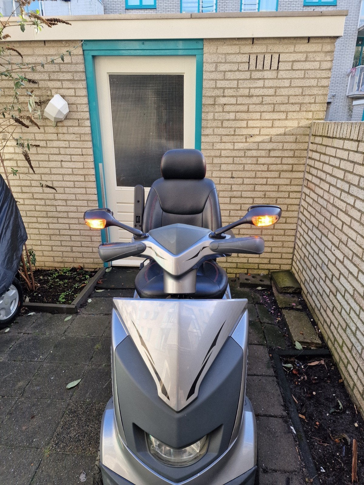 scootmobiel Royale 4 met splinternieuwen accu's in verpakkin, Diversen, Brommobielen en Scootmobielen, Overige merken, Ophalen of Verzenden