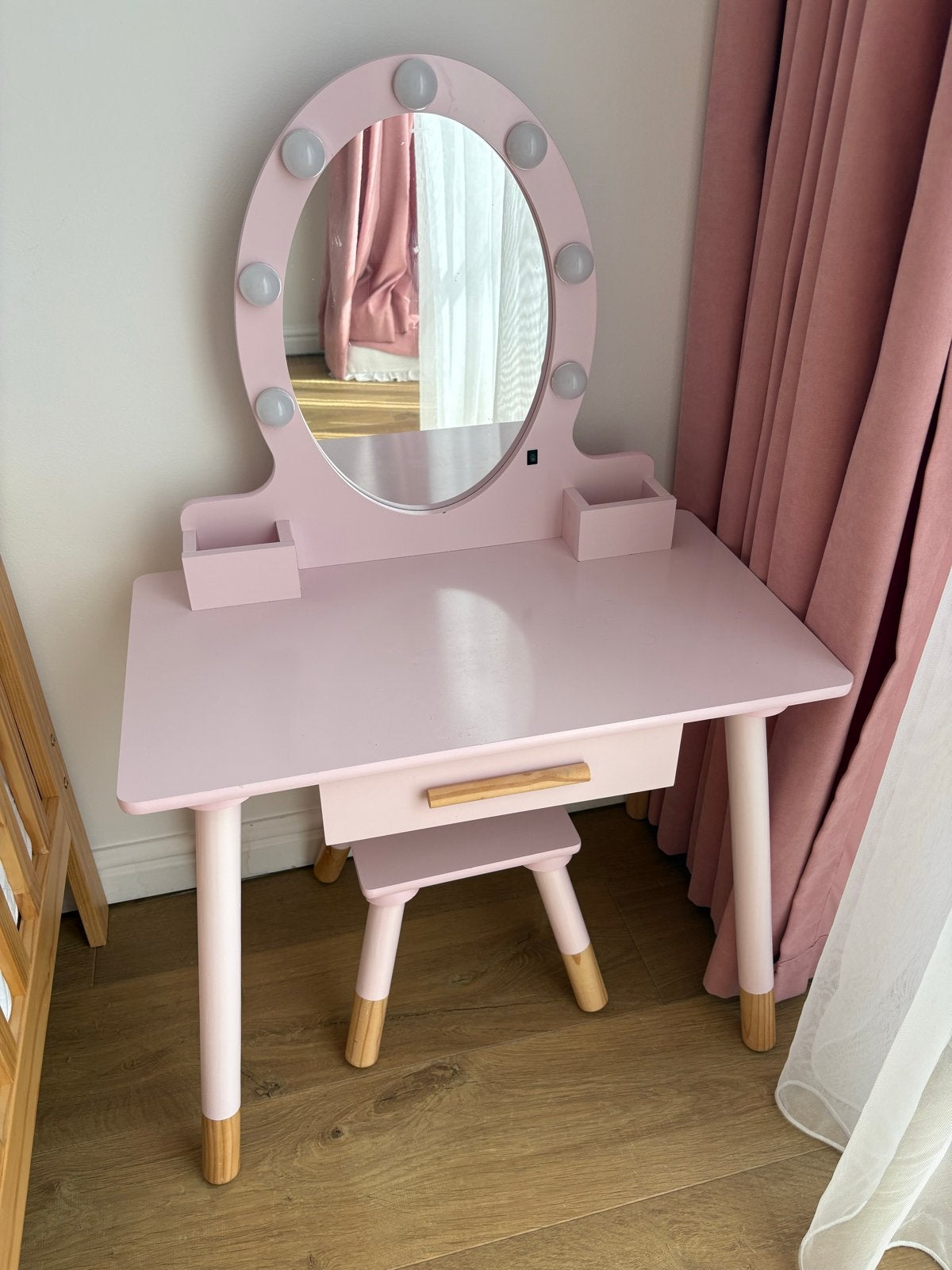 Roze kaptafel met spiegel en krukje voor kinderen, Kinderen en Baby's, Kinderkamer | Tafels en Stoelen, Ophalen, Gebruikt, Tafel(s) en Stoel(en)