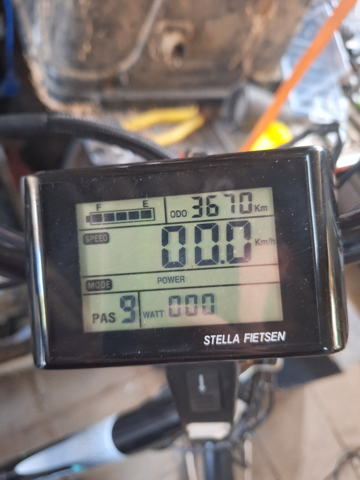 stella fietsen display 36v, Ophalen of Verzenden, Snelheidssensor, Zo goed als nieuw