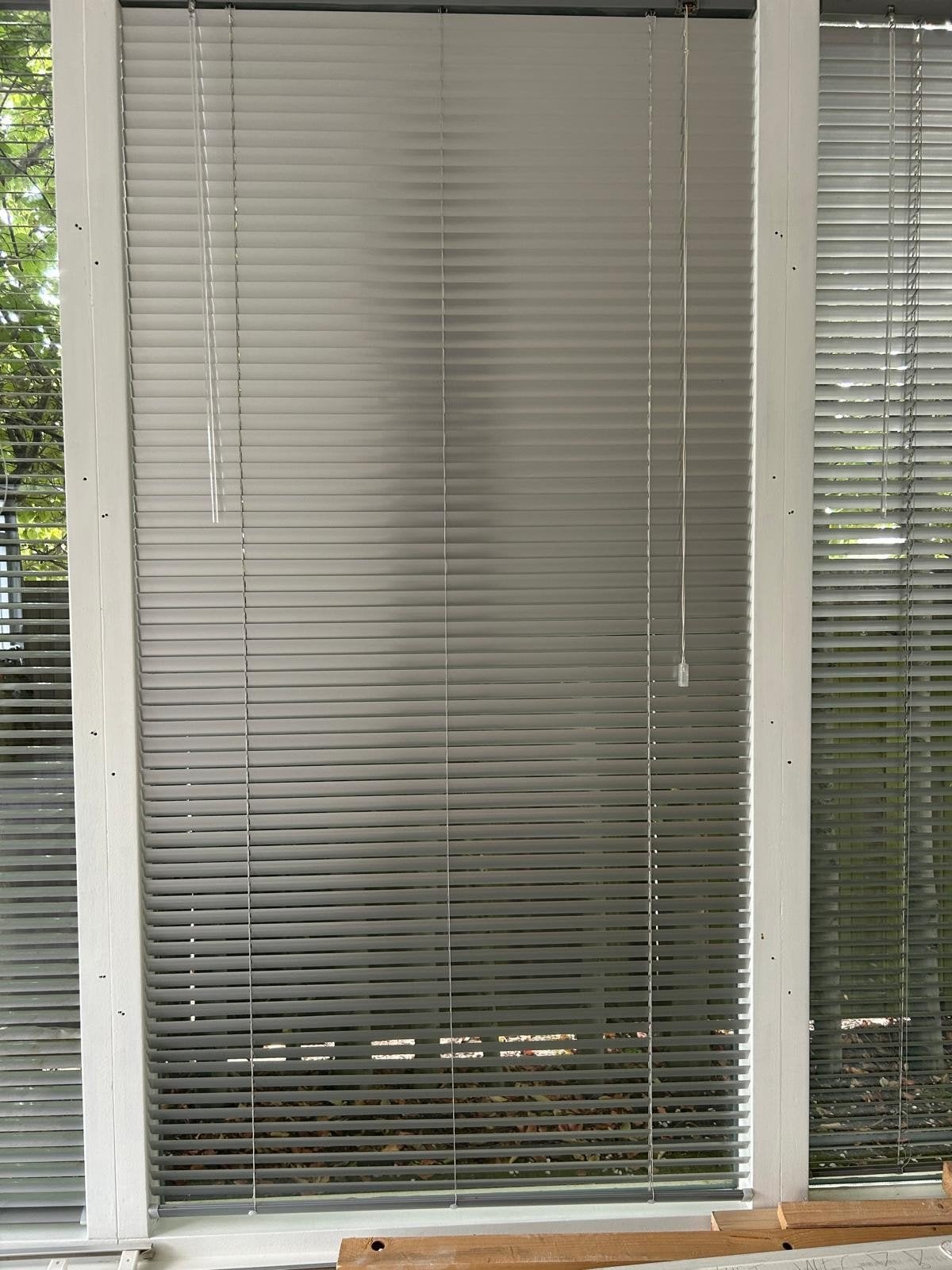 Grijze jaloezieën (9 stuks) - 175x90 cm - Ideaal voor serre, Ophalen of Verzenden, Gebruikt, Grijs, Jaloezie
